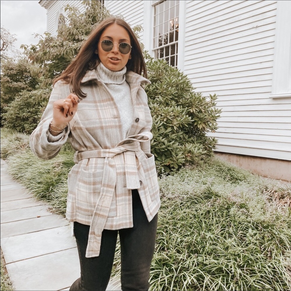 H&M Tan And Gray Plaid Coat Size Medium